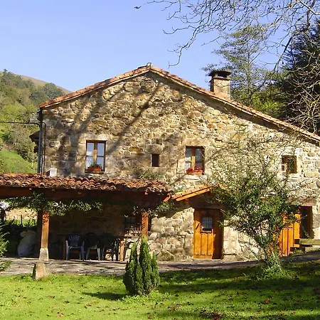 Casa De Los Mazos
